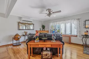 16 Salem Rd, Hicksville, NY 11801 - Photo 7