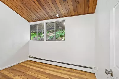 951 Haverstraw Road, Suffern, NY 10901 - Photo 15