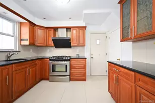 82-17 166th St, Jamaica, NY 11432 - Photo 3