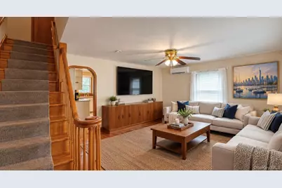 120 Barrymore Boulevard, Franklin Square, NY 11010 - Photo 5