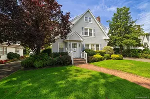 38 Fern St, Floral Park, NY 11001 - Photo 5