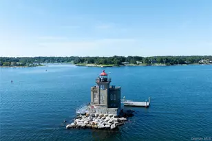 7 Lighthouse Point, Lloyd Harbor, NY 11743 - Photo 15