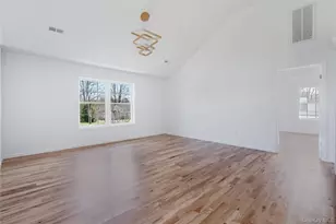 157 S Quaker Ln, Hyde Park, NY 12538 - Photo 7