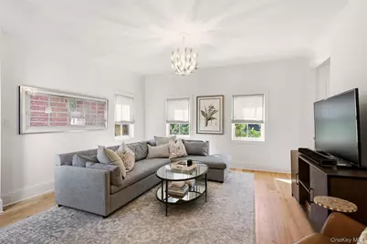 61 Anstice Street, Oyster Bay, NY 11771 - Photo 5