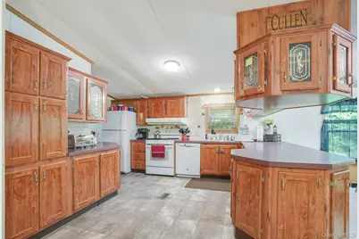 57 Forest Drive, Hyde Park, NY 12538 - Photo 5