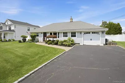 45 Polo Road, Massapequa, NY 11758 - Photo 3