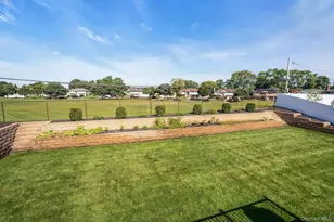 25 Heather Crescent, Commack, NY 11725 - Photo 37