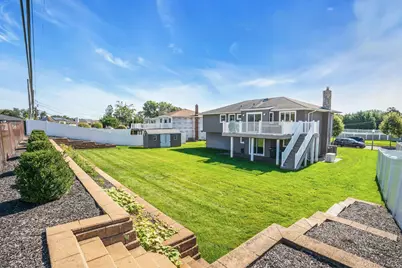 25 Heather Crescent, Commack, NY 11725 - Photo 47