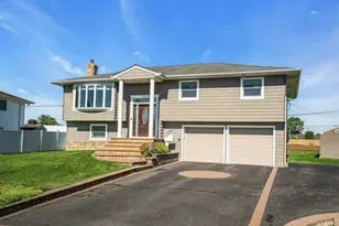 25 Heather Crescent, Commack, NY 11725 - Photo 3
