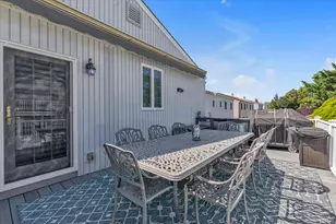 3984 Darby Ln, Seaford, NY 11783 - Photo 21