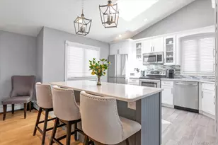 3984 Darby Ln, Seaford, NY 11783 - Photo 5