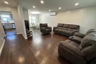 1839 Front St, East Meadow, NY 11554 - Photo 11