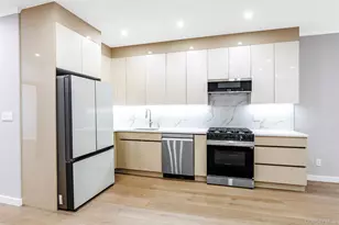 2636 E 7th St, Brooklyn, NY 11235 - Photo 11