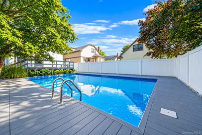 1054 Grand Avenue, Hempstead, NY 11550 - Photo 9