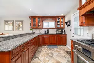 2569 Wantagh Ave, Wantagh, NY 11793 - Photo 9