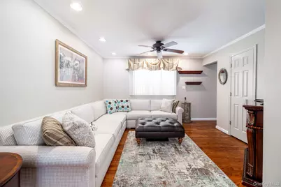 2569 Wantagh Avenue, Wantagh, NY 11793 - Photo 13