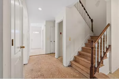 14 Glen Eagles Drive, Poughkeepsie, NY 12603 - Photo 19