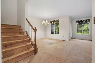 14 Glen Eagles Dr, Poughkeepsie, NY 12603 - Photo 5