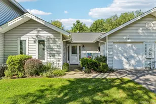 111 Fairfield Dr, Saint James, NY 11780 - Photo 3