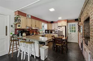 1 Grandview Cir, Pleasantville, NY 10570 - Photo 9