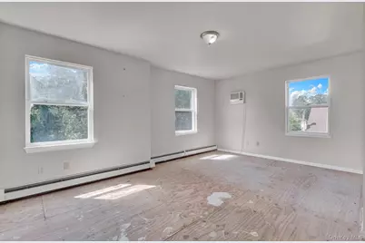 231 Columbus Boulevard, Amityville, NY 11701 - Photo 19