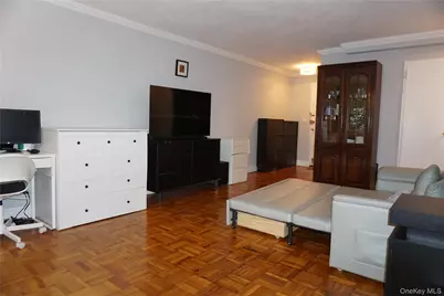 385 McLean Avenue #1G, Yonkers, NY 10705 - Photo 7