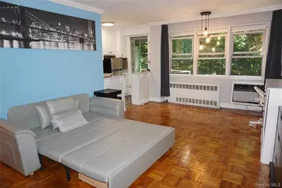 385 McLean Avenue #1G, Yonkers, NY 10705 - Photo 5