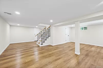 14 Camelot Lane, East Setauket, NY 11733 - Photo 37