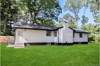 14 Camelot Lane, East Setauket, NY 11733 - Photo 41