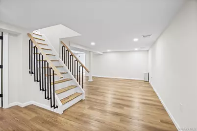 14 Camelot Lane, East Setauket, NY 11733 - Photo 35