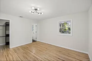 14 Camelot Ln, East Setauket, NY 11733 - Photo 27