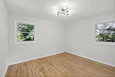 14 Camelot Lane, East Setauket, NY 11733 - Photo 29