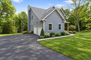 155 S Quaker Ln, Hyde Park, NY 12538 - Photo 29
