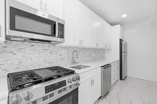 220 Pelham Rd, New Rochelle, NY 10805 - Photo 15