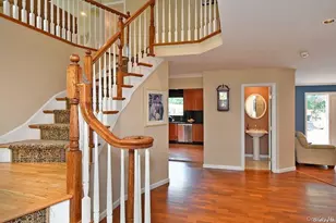 25 Bagatelle Rd, Dix Hills, NY 11746 - Photo 5