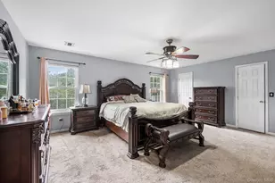 51 Jordan Dr, Medford, NY 11763 - Photo 21