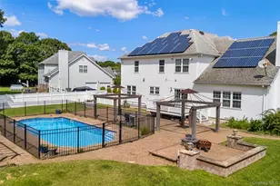 51 Jordan Dr, Medford, NY 11763 - Photo 33