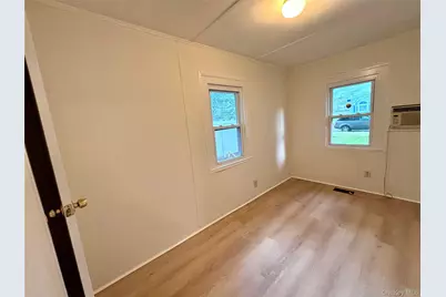 103 Maple Street S, Lake Grove, NY 11755 - Photo 7