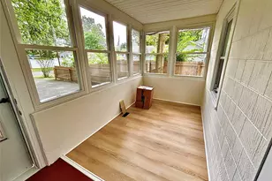 103 Maple St S, Lake Grove, NY 11755 - Photo 5
