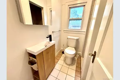 103 Maple Street S, Lake Grove, NY 11755 - Photo 9
