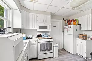 116 E Cedar St, Poughkeepsie, NY 12601 - Photo 11