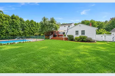 124 Bayview Drive, Oakdale, NY 11769 - Photo 37