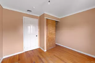104 E Pennywood Ave, Roosevelt, NY 11575 - Photo 17