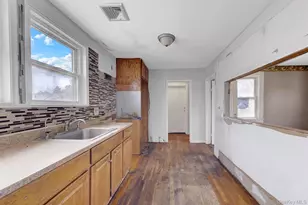 104 E Pennywood Ave, Roosevelt, NY 11575 - Photo 11