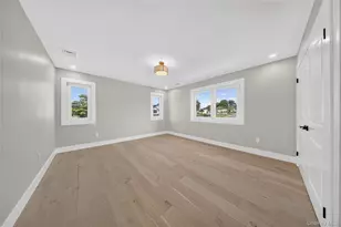 2 Lee Pl, Old Bethpage, NY 11804 - Photo 23