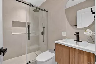 2 Lee Pl, Old Bethpage, NY 11804 - Photo 17