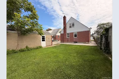 82-26 258th Street, Glen Oaks, NY 11004 - Photo 21