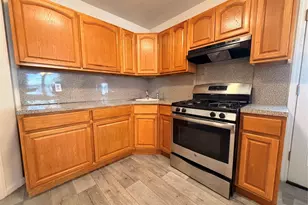 82-26 258th St, Glen Oaks, NY 11004 - Photo 11