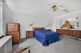 85-22 213th St, Hollis, NY 11427 - Photo 19