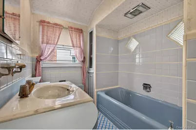 85-22 213th Street, Hollis, NY 11427 - Photo 25